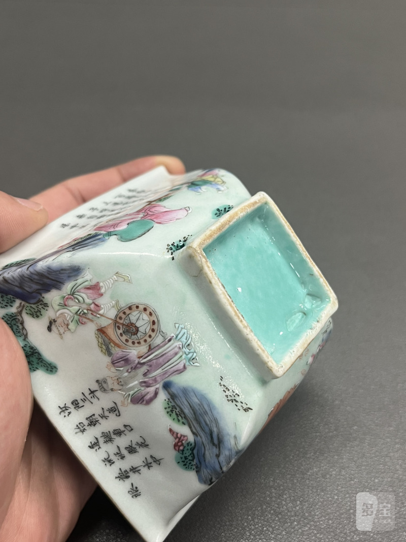 清乾隆  粉彩人物诗文四方盖杯 - 图17